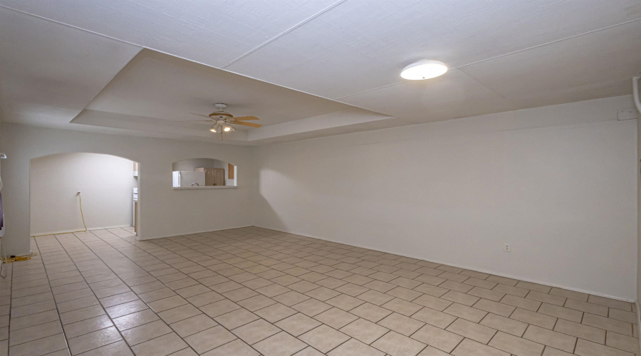 3012 St Isaac Lp, Laredo, Texas 78046, 6 Bedrooms Bedrooms, 8 Rooms Rooms,3 BathroomsBathrooms,Residential,For Sale,3012 St Isaac Lp,20262871