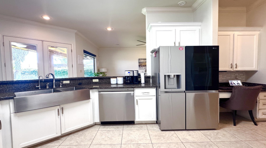2609 Chardonnay Dr, LAREDO, Texas 78045, 3 Bedrooms Bedrooms, 8 Rooms Rooms,3 BathroomsBathrooms,Residential,For Sale,2609 Chardonnay Dr,20262872