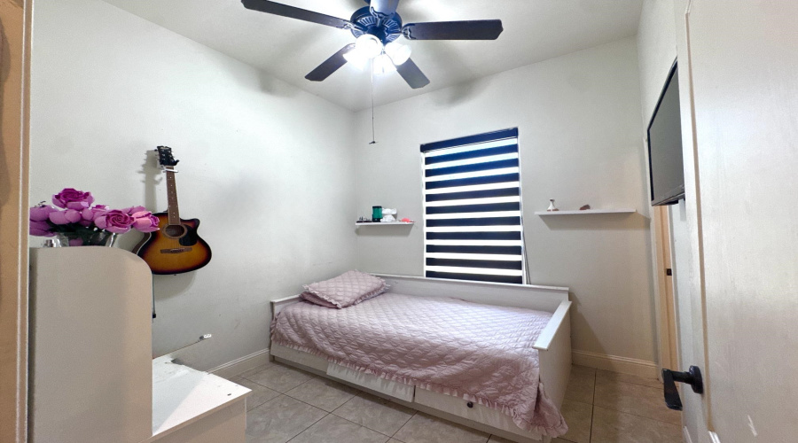2609 Chardonnay Dr, LAREDO, Texas 78045, 3 Bedrooms Bedrooms, 8 Rooms Rooms,3 BathroomsBathrooms,Residential,For Sale,2609 Chardonnay Dr,20262872