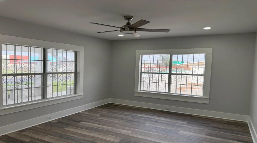 1901 Chihuahua St, Laredo, Texas 78046, 3 Bedrooms Bedrooms, 6 Rooms Rooms,2 BathroomsBathrooms,Residential,For Rent,1901 Chihuahua St,20262875