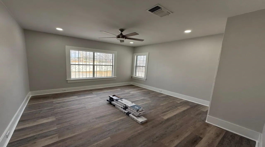 1901 Chihuahua St, Laredo, Texas 78046, 3 Bedrooms Bedrooms, 6 Rooms Rooms,2 BathroomsBathrooms,Residential,For Rent,1901 Chihuahua St,20262875