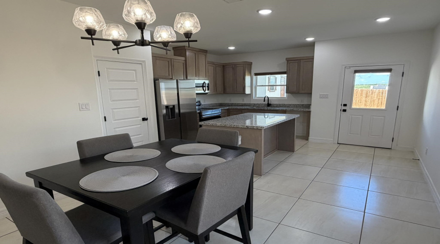 5416 Lone Star Loop, Laredo, Texas 78046, 3 Bedrooms Bedrooms, 5 Rooms Rooms,2 BathroomsBathrooms,Residential,For Sale,5416 Lone Star Loop,20262878