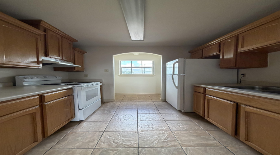 419 W Eistetter St, Laredo, Texas 78041, 2 Bedrooms Bedrooms, 4 Rooms Rooms,1 BathroomBathrooms,Residential,For Rent,419 W Eistetter St,20262880