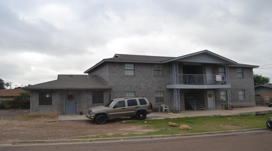 801 OKane St, Laredo, Texas 78040, ,Multi-family,For Sale,801 OKane St,20262881