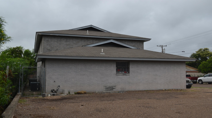 801 OKane St, Laredo, Texas 78040, ,Multi-family,For Sale,801 OKane St,20262881