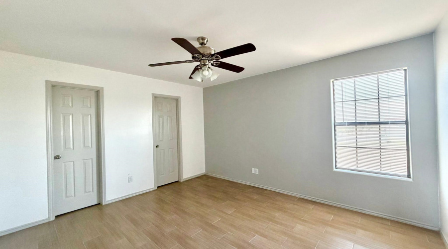 7610 Rocio Dr, Laredo, Texas 78041, 2 Bedrooms Bedrooms, 2 Rooms Rooms,2 BathroomsBathrooms,Residential,For Rent,7610 Rocio Dr,20262882