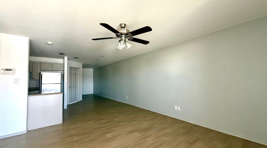 7610 Rocio Dr, Laredo, Texas 78041, 2 Bedrooms Bedrooms, 2 Rooms Rooms,2 BathroomsBathrooms,Residential,For Rent,7610 Rocio Dr,20262882