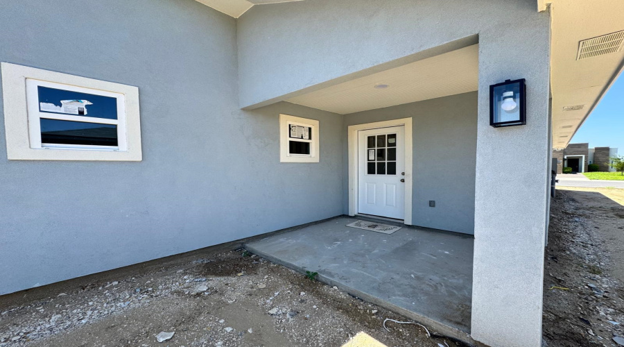 6705 El Jinete Dr., Laredo, Texas 78046, 3 Bedrooms Bedrooms, 5 Rooms Rooms,2 BathroomsBathrooms,Residential,For Sale,6705 El Jinete Dr.,20262883