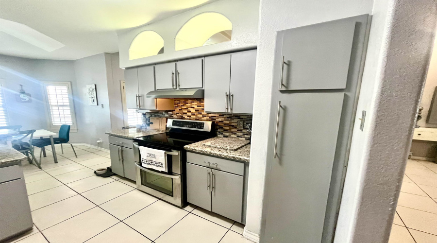 1605 Whitewood Dr, Laredo, Texas 78045, 3 Bedrooms Bedrooms, 8 Rooms Rooms,2 BathroomsBathrooms,Residential,For Sale,1605 Whitewood Dr,20262886