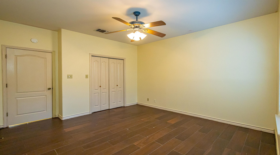 9804 Cantera Ct, LAREDO, Texas 78045, 3 Bedrooms Bedrooms, 4 Rooms Rooms,2 BathroomsBathrooms,Residential,For Sale,9804 Cantera Ct,20262887