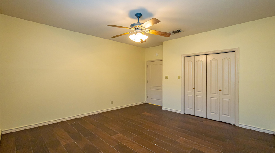 9804 Cantera Ct, LAREDO, Texas 78045, 3 Bedrooms Bedrooms, 4 Rooms Rooms,2 BathroomsBathrooms,Residential,For Sale,9804 Cantera Ct,20262887