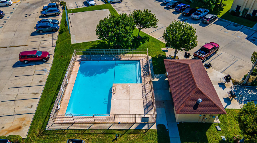 9804 Cantera Ct, LAREDO, Texas 78045, 3 Bedrooms Bedrooms, 4 Rooms Rooms,2 BathroomsBathrooms,Residential,For Sale,9804 Cantera Ct,20262887