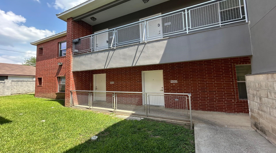 501 Shiloh Dr, LAREDO, Texas 78045, 2 Bedrooms Bedrooms, 5 Rooms Rooms,2 BathroomsBathrooms,Residential,For Rent,501 Shiloh Dr,20262888