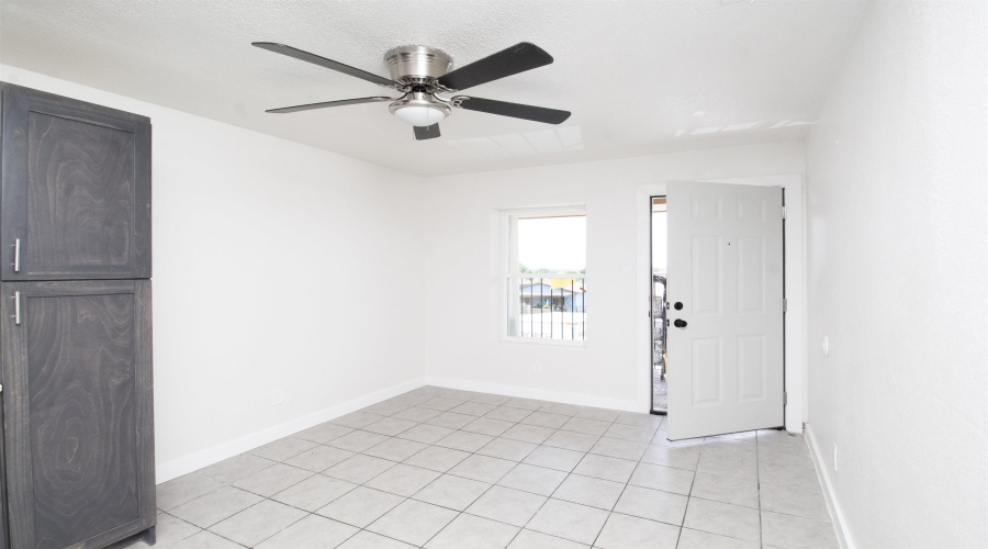 3123 Potomac Lp, Laredo, Texas 78046, 3 Bedrooms Bedrooms, 4 Rooms Rooms,1 BathroomBathrooms,Residential,For Rent,3123 Potomac Lp,20262889