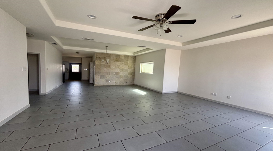 4117 Watusi Ct., Laredo, Texas 78045, 3 Bedrooms Bedrooms, 7 Rooms Rooms,2 BathroomsBathrooms,Residential,For Rent,4117 Watusi Ct.,20262891