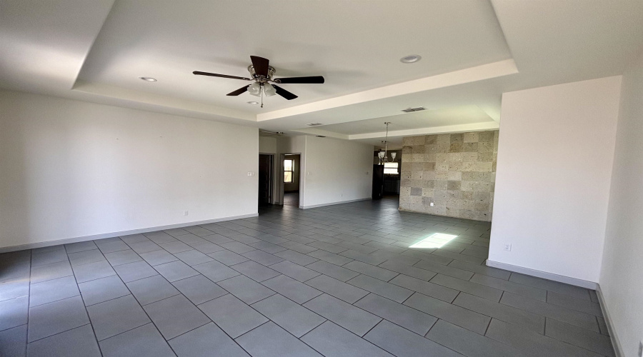 4117 Watusi Ct., Laredo, Texas 78045, 3 Bedrooms Bedrooms, 7 Rooms Rooms,2 BathroomsBathrooms,Residential,For Rent,4117 Watusi Ct.,20262891