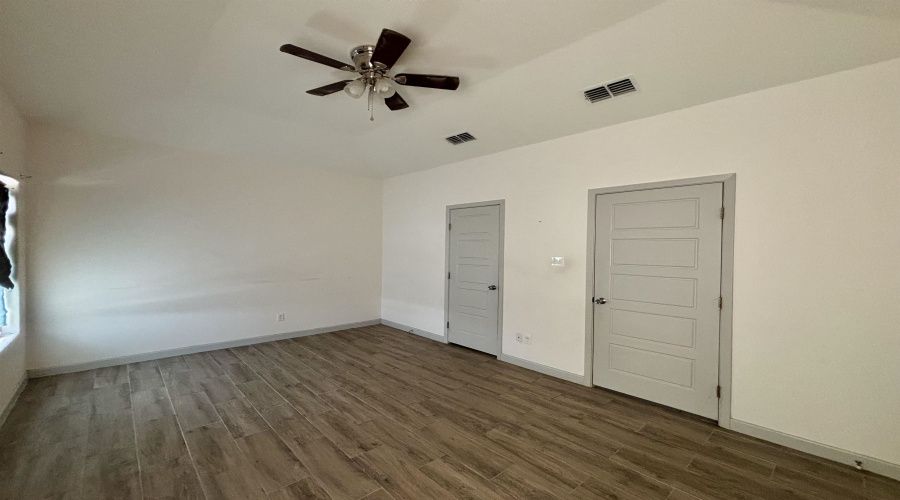 4117 Watusi Ct., Laredo, Texas 78045, 3 Bedrooms Bedrooms, 7 Rooms Rooms,2 BathroomsBathrooms,Residential,For Rent,4117 Watusi Ct.,20262891