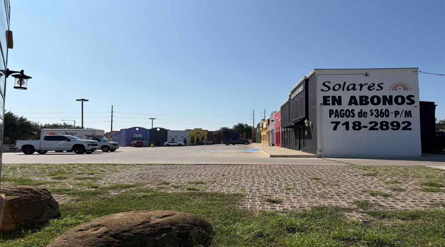 3302 Cuatro Vientos Dr, laredo, Texas 78046, 1 Room Rooms,1 BathroomBathrooms,Commercial retail/office,For Sale,3302 Cuatro Vientos Dr,20262896