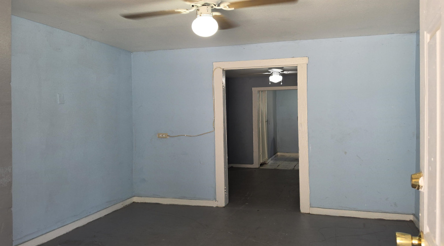 1501 Mercer St, LAREDO, Texas 78040, ,Multi-family,For Sale,1501 Mercer St,20262893
