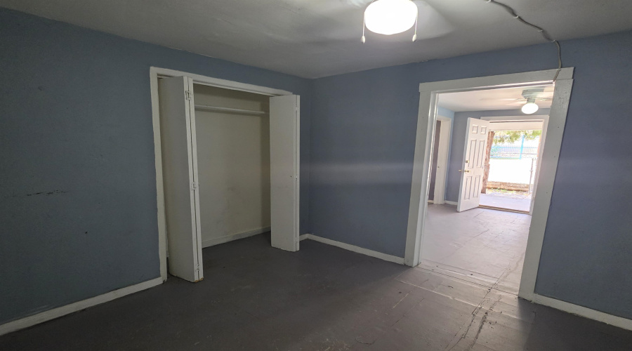 1501 Mercer St, LAREDO, Texas 78040, ,Multi-family,For Sale,1501 Mercer St,20262893