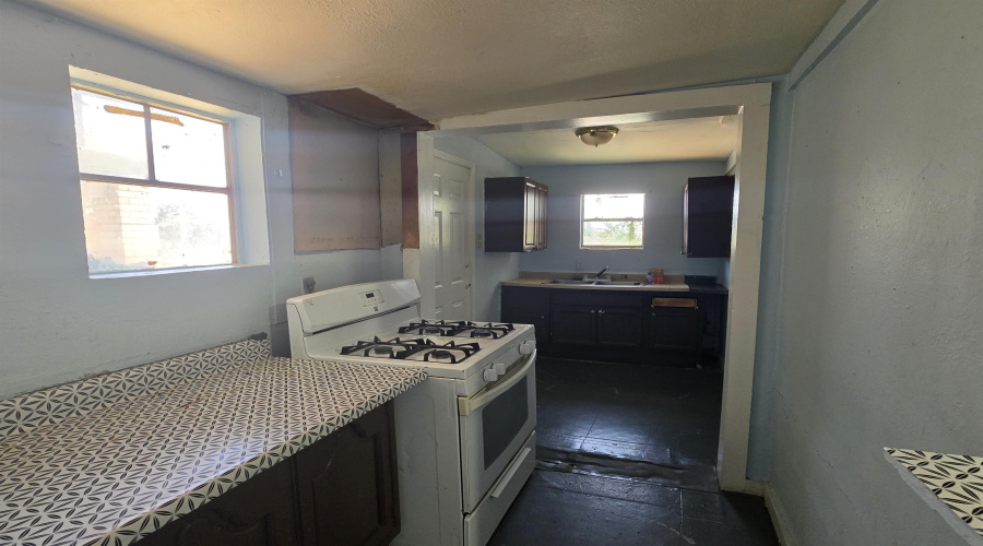 1501 Mercer St, LAREDO, Texas 78040, ,Multi-family,For Sale,1501 Mercer St,20262893