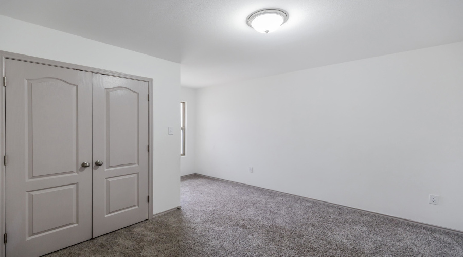 1104 Port Texas Dr., Laredo, Texas 78045, 3 Bedrooms Bedrooms, 3 Rooms Rooms,2 BathroomsBathrooms,Residential,For Sale,1104 Port Texas Dr.,20262895