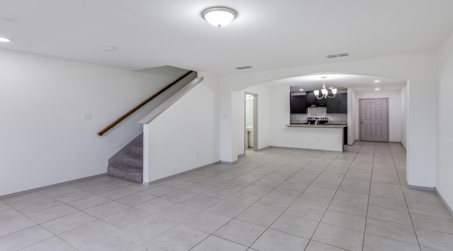 1104 Port Texas Dr., Laredo, Texas 78045, 3 Bedrooms Bedrooms, 3 Rooms Rooms,2 BathroomsBathrooms,Residential,For Sale,1104 Port Texas Dr.,20262895