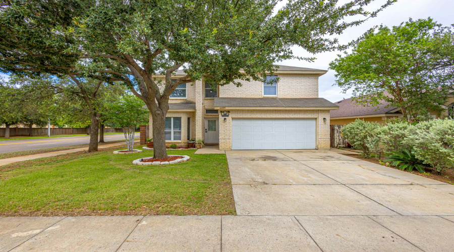 11139 Paso De Jacinto Lp, LAREDO, Texas 78045, 4 Bedrooms Bedrooms, 6 Rooms Rooms,2 BathroomsBathrooms,Residential,For Sale,11139 Paso De Jacinto Lp,20262898