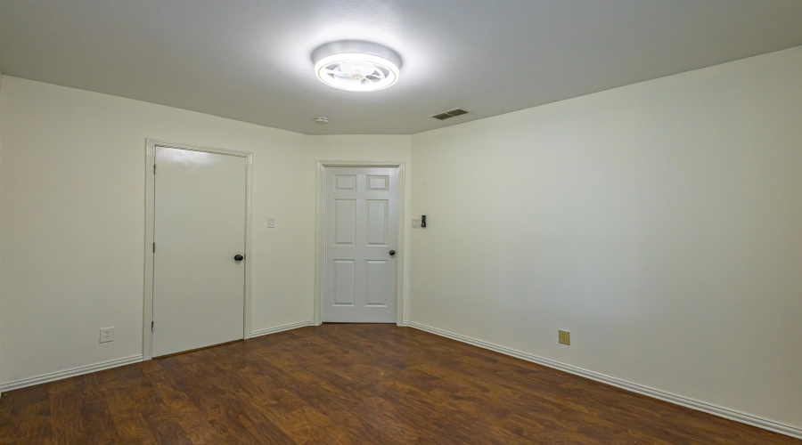 11139 Paso De Jacinto Lp, LAREDO, Texas 78045, 4 Bedrooms Bedrooms, 6 Rooms Rooms,2 BathroomsBathrooms,Residential,For Sale,11139 Paso De Jacinto Lp,20262898