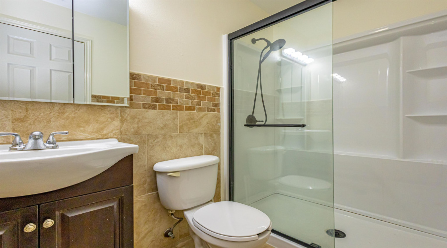 11139 Paso De Jacinto Lp, LAREDO, Texas 78045, 4 Bedrooms Bedrooms, 6 Rooms Rooms,2 BathroomsBathrooms,Residential,For Sale,11139 Paso De Jacinto Lp,20262898