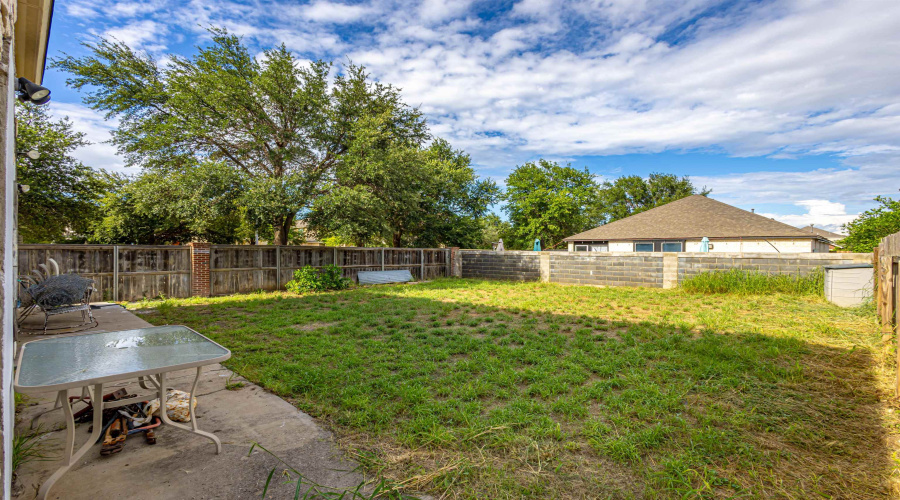 11139 Paso De Jacinto Lp, LAREDO, Texas 78045, 4 Bedrooms Bedrooms, 6 Rooms Rooms,2 BathroomsBathrooms,Residential,For Sale,11139 Paso De Jacinto Lp,20262898