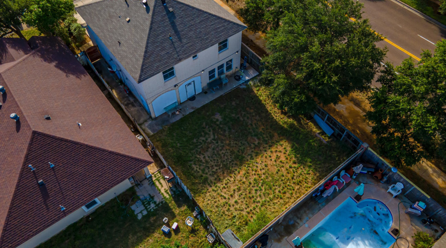 11139 Paso De Jacinto Lp, LAREDO, Texas 78045, 4 Bedrooms Bedrooms, 6 Rooms Rooms,2 BathroomsBathrooms,Residential,For Sale,11139 Paso De Jacinto Lp,20262898