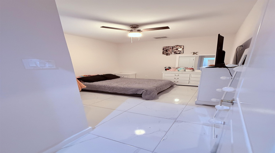 1707 Cordova Dr., Laredo, Texas 78046, 4 Bedrooms Bedrooms, 5 Rooms Rooms,2 BathroomsBathrooms,Residential,For Sale,1707 Cordova Dr.,20262899