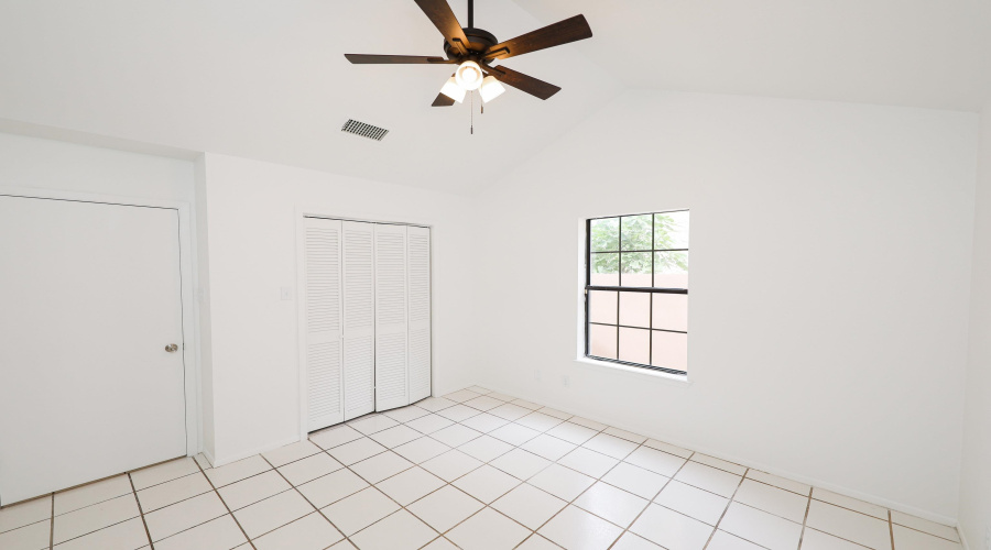 8761 Augusta Lp, Laredo, Texas 78045, 3 Bedrooms Bedrooms, 7 Rooms Rooms,2 BathroomsBathrooms,Residential,For Rent,8761 Augusta Lp,20262900