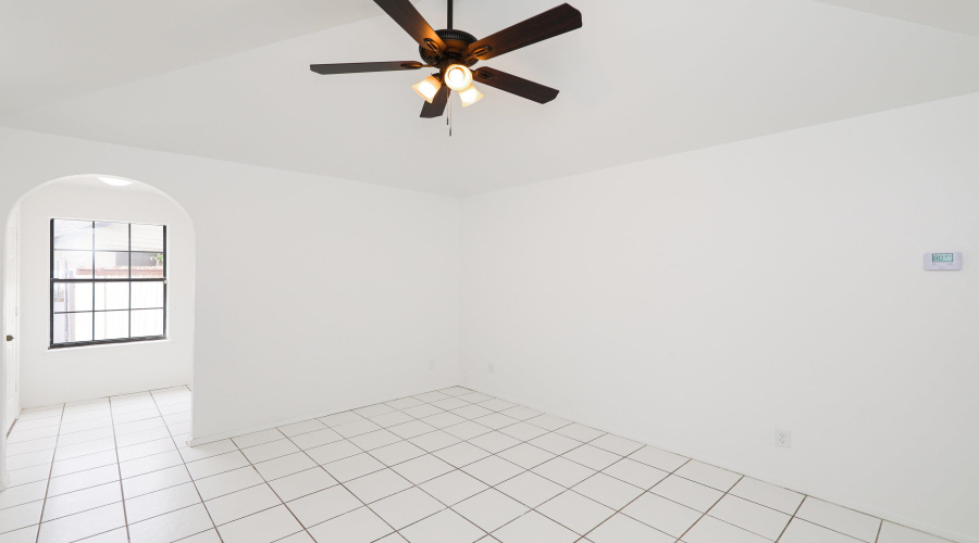 8761 Augusta Lp, Laredo, Texas 78045, 3 Bedrooms Bedrooms, 7 Rooms Rooms,2 BathroomsBathrooms,Residential,For Rent,8761 Augusta Lp,20262900