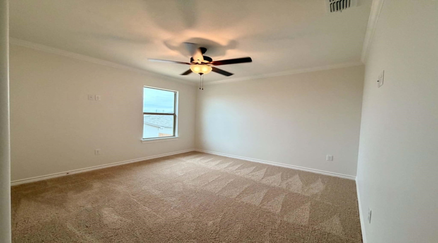 5609 Beefalo Ln., Laredo, Texas 78046, 4 Bedrooms Bedrooms, 8 Rooms Rooms,2 BathroomsBathrooms,Residential,For Sale,5609 Beefalo Ln.,20262902