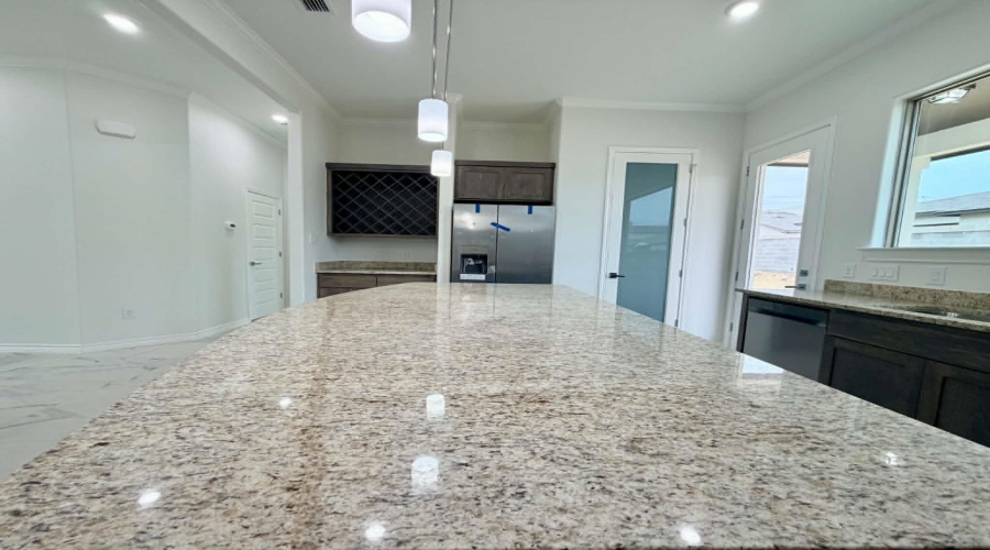 5609 Beefalo Ln., Laredo, Texas 78046, 4 Bedrooms Bedrooms, 8 Rooms Rooms,2 BathroomsBathrooms,Residential,For Sale,5609 Beefalo Ln.,20262902