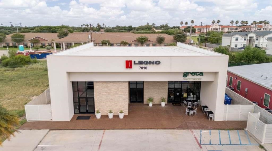 7010 Rocio Dr, laredo, Texas 78045, 1 Room Rooms,1 BathroomBathrooms,Commercial retail/office,For Rent,7010 Rocio Dr,20262904