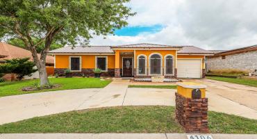 4106 Campeche Dr, Laredo, Texas 78046, 3 Bedrooms Bedrooms, 6 Rooms Rooms,2 BathroomsBathrooms,Residential,For Sale,4106 Campeche Dr,20262903