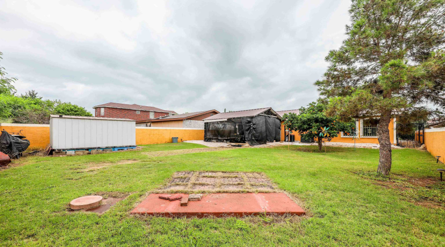 4106 Campeche Dr, Laredo, Texas 78046, 3 Bedrooms Bedrooms, 6 Rooms Rooms,2 BathroomsBathrooms,Residential,For Sale,4106 Campeche Dr,20262903