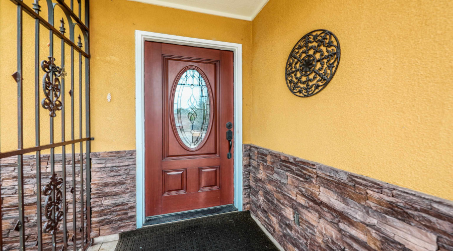 4106 Campeche Dr, Laredo, Texas 78046, 3 Bedrooms Bedrooms, 6 Rooms Rooms,2 BathroomsBathrooms,Residential,For Sale,4106 Campeche Dr,20262903