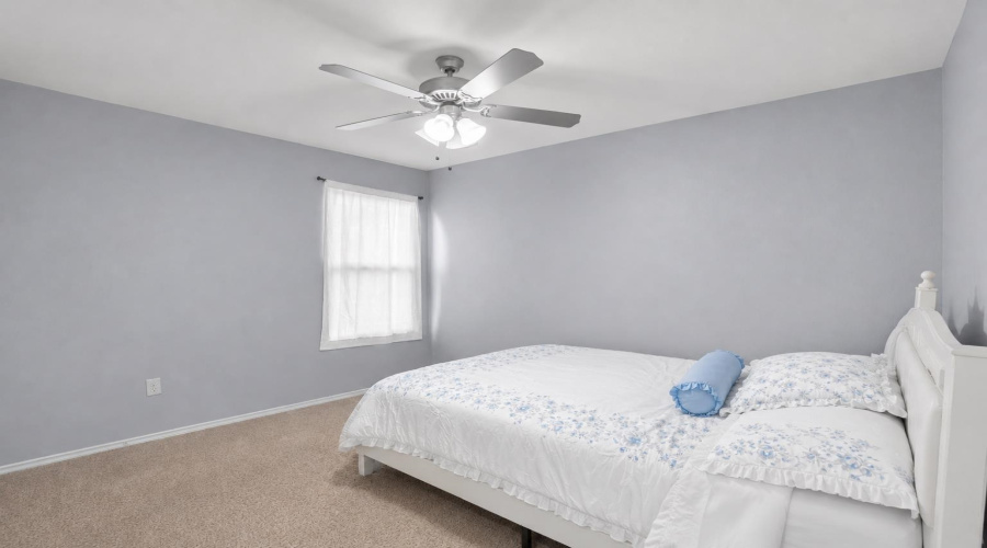 9983 Inmaculada Ln, Laredo, Texas 78045-4255, 3 Bedrooms Bedrooms, 4 Rooms Rooms,2 BathroomsBathrooms,Residential,For Sale,9983 Inmaculada Ln,20262906