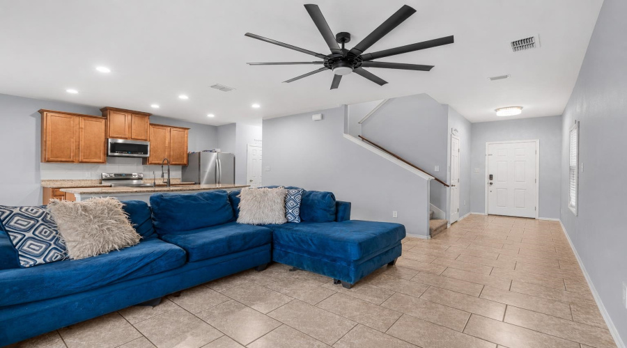 9983 Inmaculada Ln, Laredo, Texas 78045-4255, 3 Bedrooms Bedrooms, 4 Rooms Rooms,2 BathroomsBathrooms,Residential,For Sale,9983 Inmaculada Ln,20262906