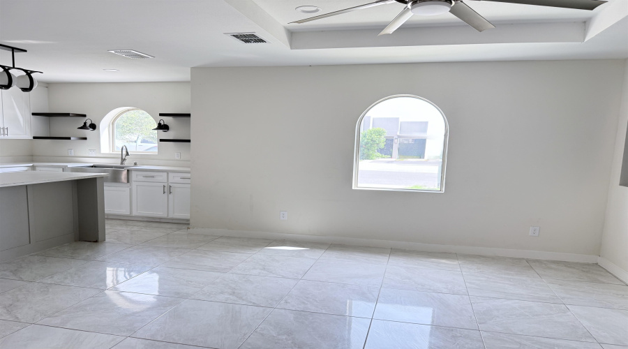 626 Rockrose Dr, Laredo, Texas 78046, 3 Bedrooms Bedrooms, 4 Rooms Rooms,2 BathroomsBathrooms,Residential,For Sale,626 Rockrose Dr,20262910