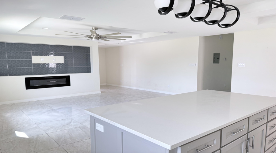 626 Rockrose Dr, Laredo, Texas 78046, 3 Bedrooms Bedrooms, 4 Rooms Rooms,2 BathroomsBathrooms,Residential,For Sale,626 Rockrose Dr,20262910