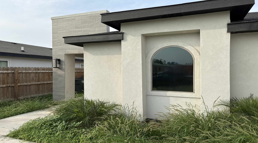626 Rockrose Dr, Laredo, Texas 78046, 3 Bedrooms Bedrooms, 4 Rooms Rooms,2 BathroomsBathrooms,Residential,For Sale,626 Rockrose Dr,20262910
