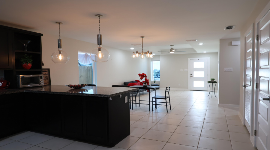 2903 Rowan Dr, Laredo, Texas 78046-2211, 4 Bedrooms Bedrooms, 5 Rooms Rooms,2 BathroomsBathrooms,Residential,For Sale,2903 Rowan Dr,20262916