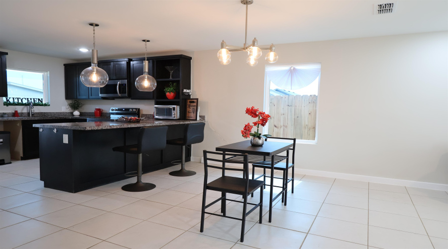 2903 Rowan Dr, Laredo, Texas 78046-2211, 4 Bedrooms Bedrooms, 5 Rooms Rooms,2 BathroomsBathrooms,Residential,For Sale,2903 Rowan Dr,20262916