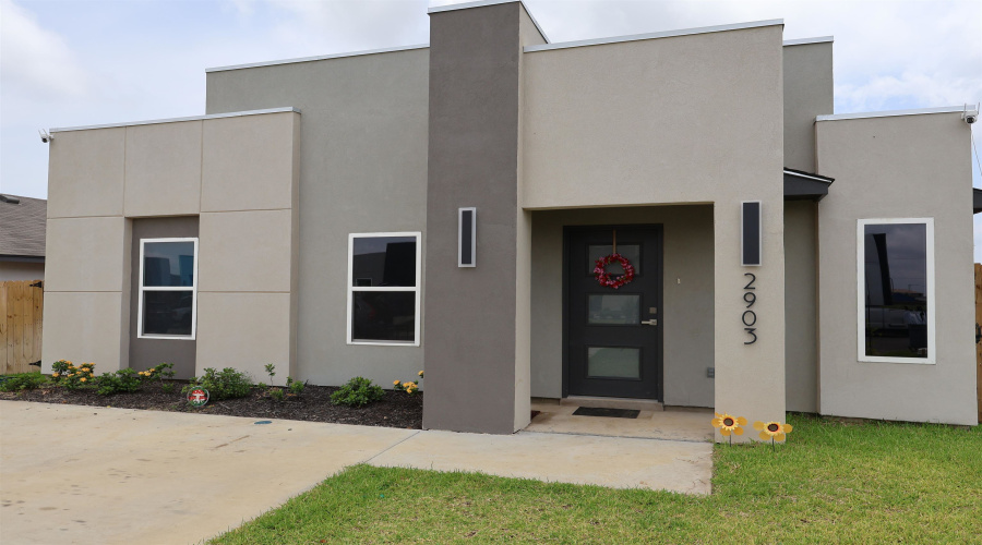 2903 Rowan Dr, Laredo, Texas 78046-2211, 4 Bedrooms Bedrooms, 5 Rooms Rooms,2 BathroomsBathrooms,Residential,For Sale,2903 Rowan Dr,20262916