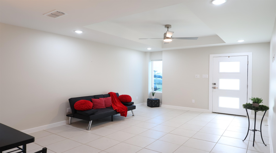 2903 Rowan Dr, Laredo, Texas 78046-2211, 4 Bedrooms Bedrooms, 5 Rooms Rooms,2 BathroomsBathrooms,Residential,For Sale,2903 Rowan Dr,20262916
